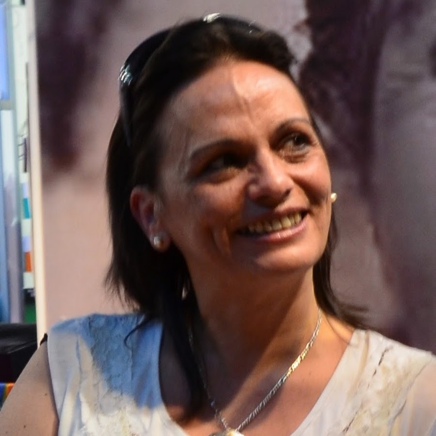 Claudia Reyes